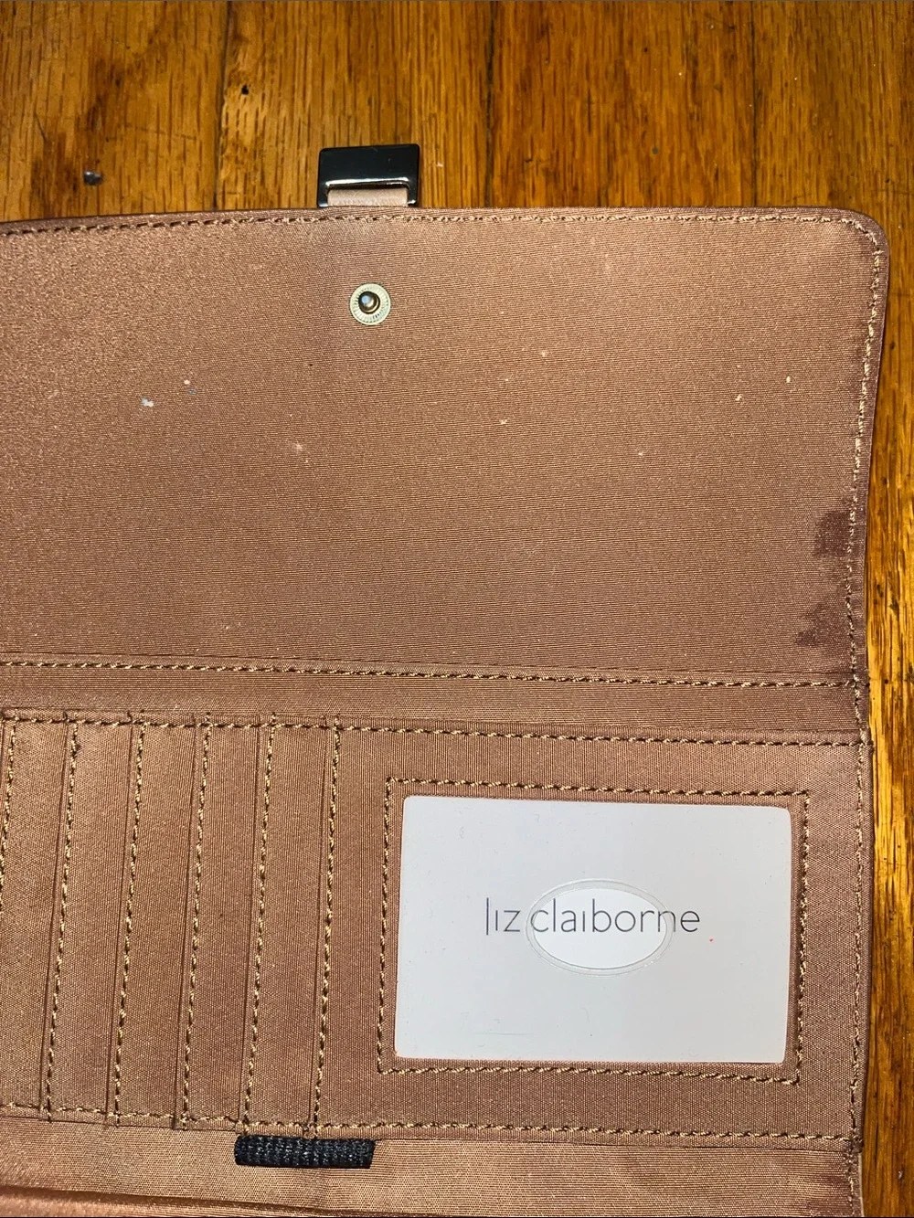 NWT Liz Claiborne Camel Tan Women's Clutch Wallet - Classic Fold-Over Design
